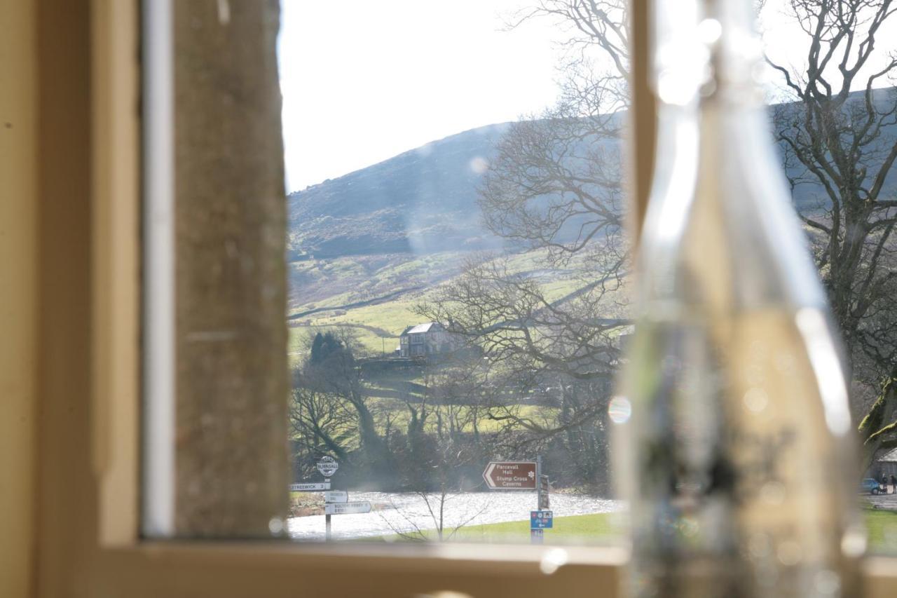 The Red Lion & Manor House Hotel Burnsall Exterior photo